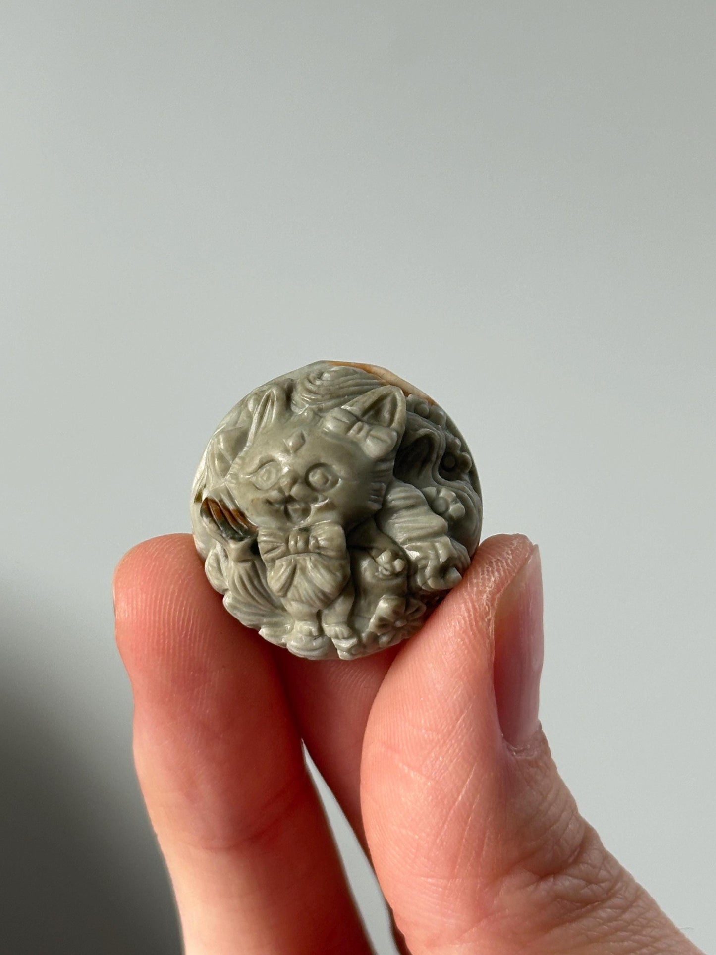 Alashan Agate Fox with Bow Medallion – YOU PICK! Carved Crystal Animal Coin, Decorative Gemstone Medallion, Unique Crystal Decor, Gift Piece