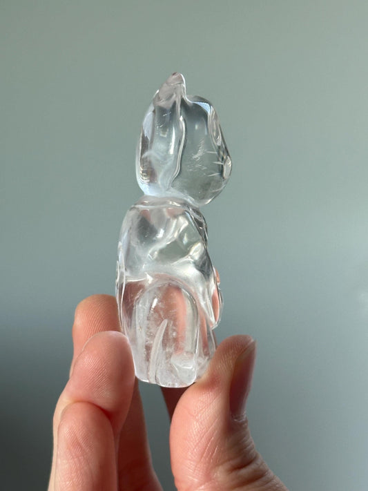 Clear Quartz Lucky Cat – Crystal Maneki Neko, Feng Shui Money Attractor, Clear Quartz Wealth Statue, Begging Cat Figurine for Prosperity