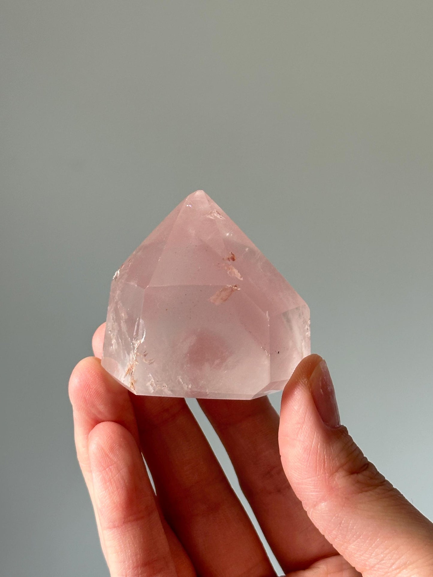 Pink Lithium Quartz Tower – Polished Crystal Point, Natural Soothing Stone, Calming Gemstone Decor, Energy Tool
