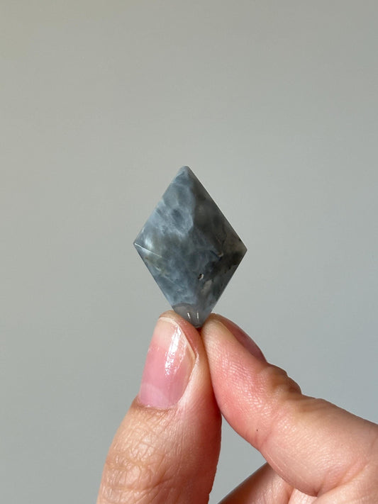 Blue Tara Crystal Pendant – Natural Polished Gemstone Jewelry, Soothing Blue Tones, Unique Statement Necklace, Gift or Crystal Accessory