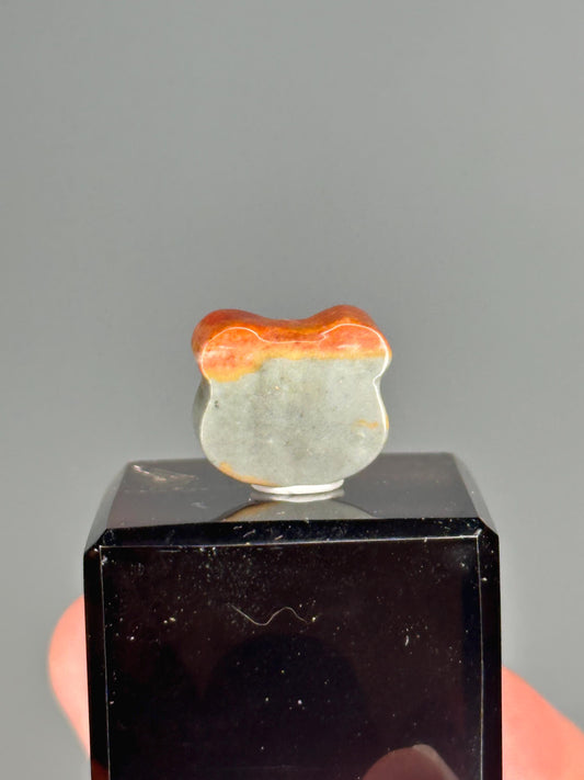 Mini Alashan Agate Bear Head – Carved Crystal Animal Figurine, Natural Gemstone for Strength & Protection, Unique Decor or Collector Piece