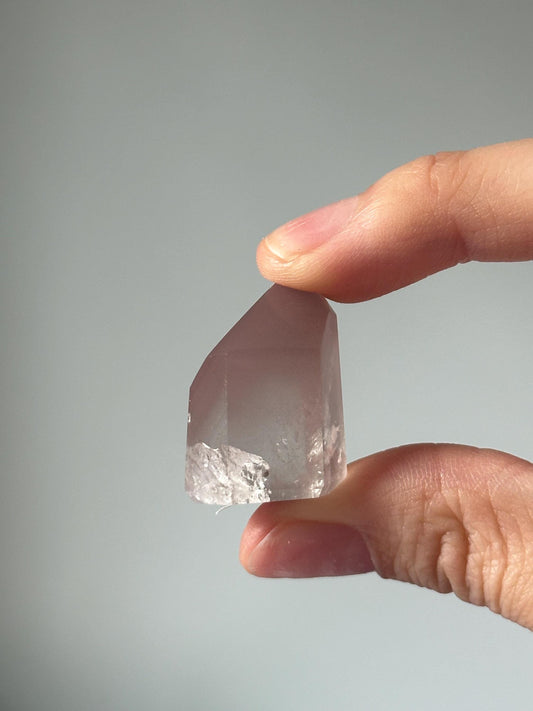 Pink Lithium Quartz Tower – Polished Crystal Point, Natural Soothing Stone for Emotional Calming Gemstone Decor, Energy Tool