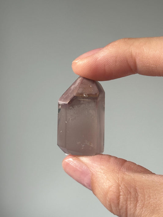 Pink Lithium Quartz Tower – Polished Crystal Point, Natural Soothing Stone for Emotional, Calming Gemstone Decor, Energy Tool