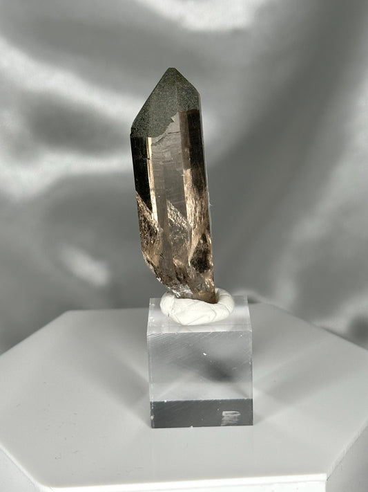 Smoky Quartz Point – Tiefen Glacier, Urseren, Switzerland – Alpine Mineral Specimen, Collector’s Crystal, Grounding & Protective Energy