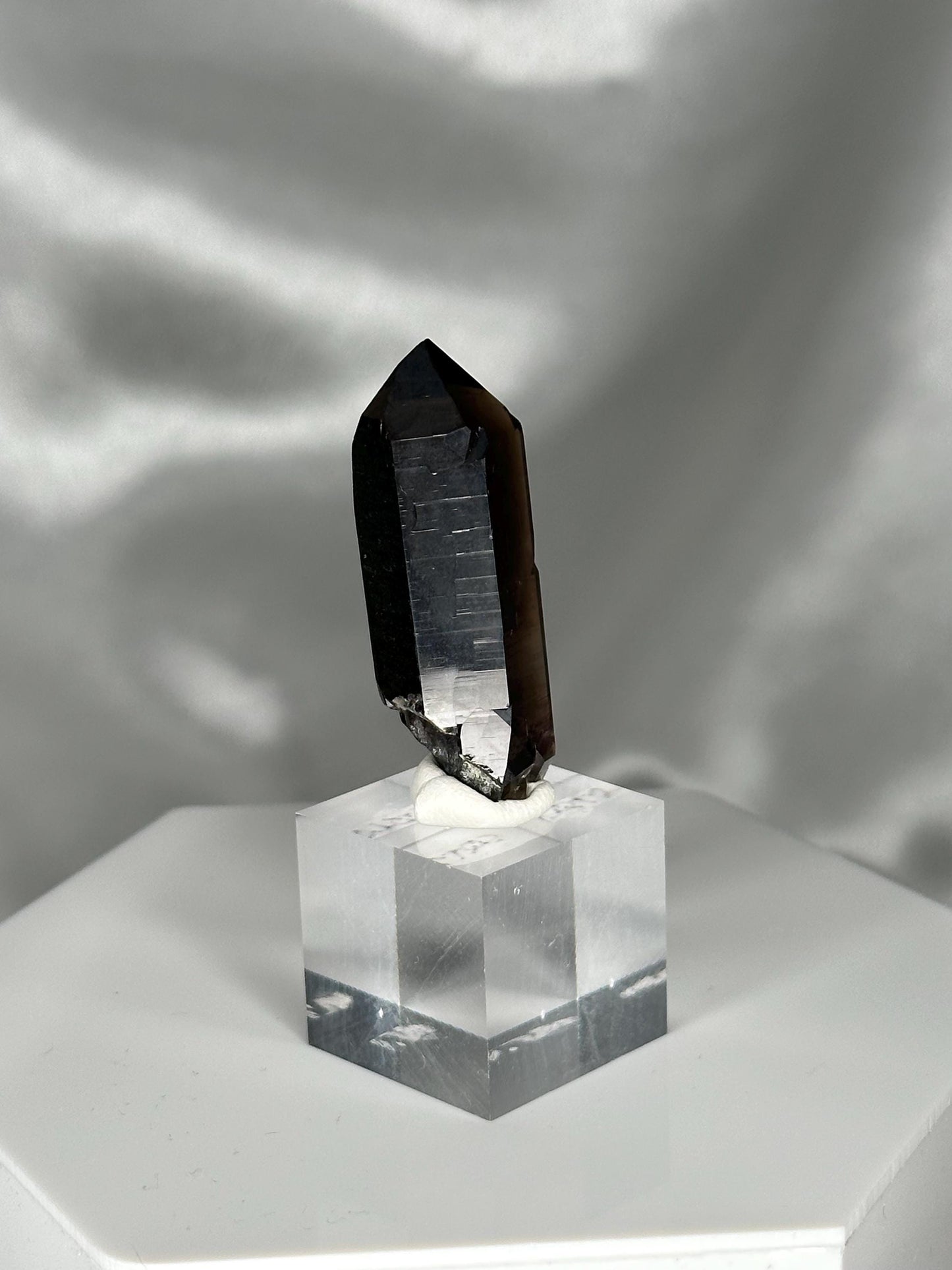 Smoky Quartz Point – Galenstock, Urseren, Switzerland – Alpine Mineral Specimen, Collector’s Crystal for Grounding, Clarity & Protection