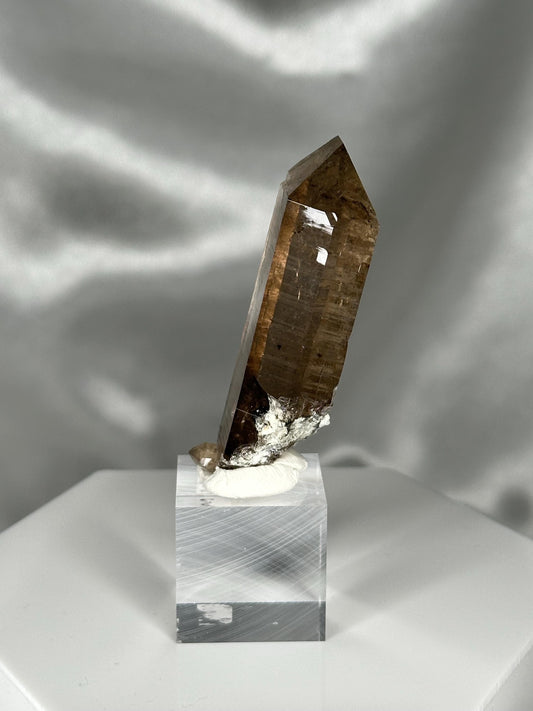 Smoky Quartz Point – Tiefen Glacier, Urseren, Switzerland – Alpine Mineral Specimen, Collector’s Crystal, Grounding & Protective Energy