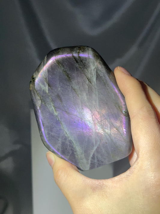 Labradorite Freeform | Natural Flashy Labradorite Carving | Polished Crystal Display Piece for Collectors & Home Decor