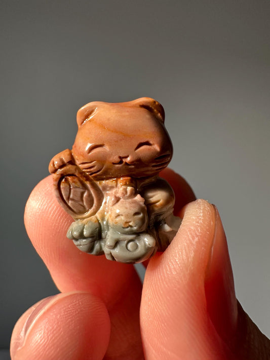 Mini Lucky Cat Crystal with Coin