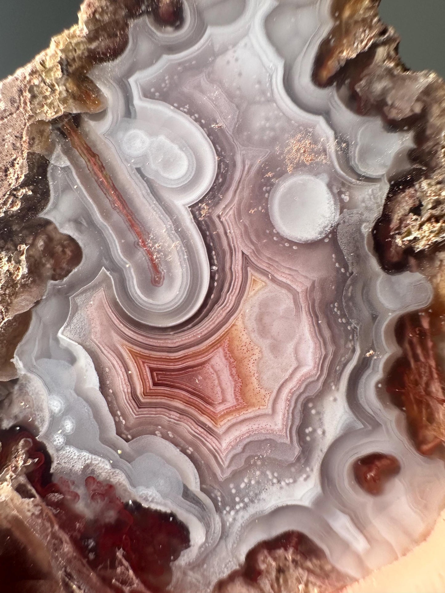 Laguna Agate Crystal Slice | Banded Agate for Grounding, Protection, and Focus | Polished Stone for Healing Energy, Display, or Gift