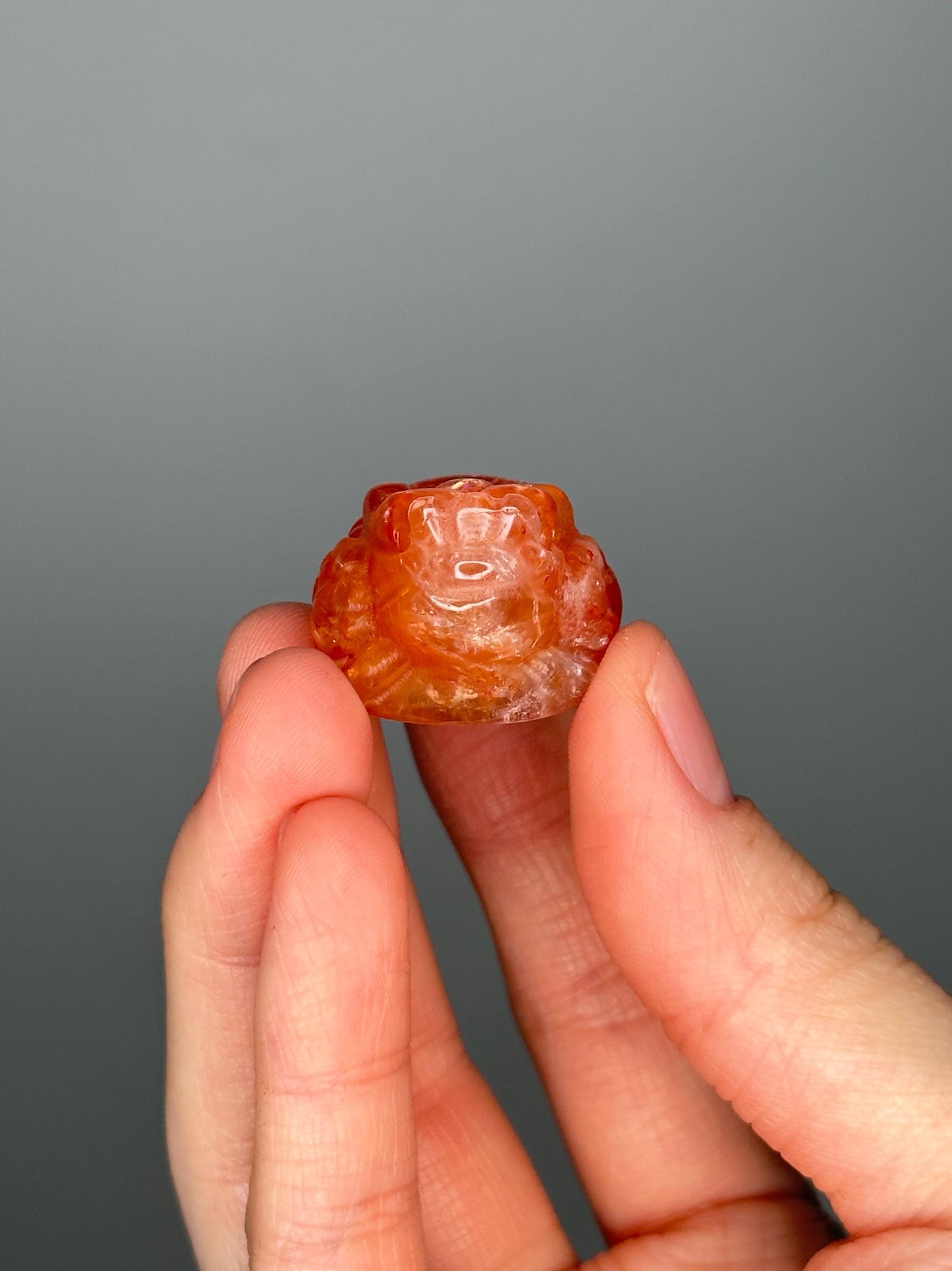 Fire Quartz Money Frog – Carved Crystal Wealth Toad, Natural Gemstone Figurine, Feng Shui Prosperity Decor, Energizing Lucky Sculpture