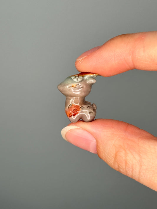 Mini Alashan Agate Deer Carving