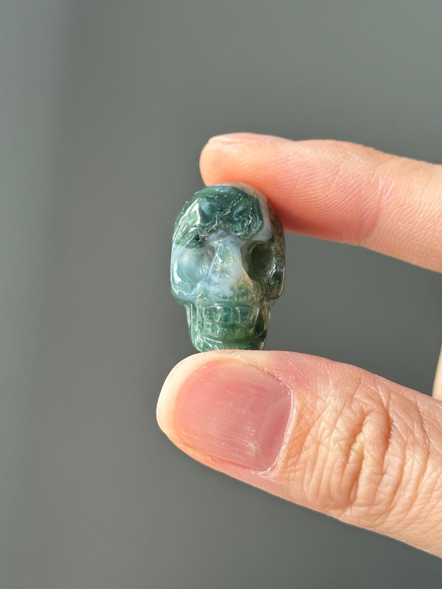 Mini Moss Agate Skull | Polished Green Crystal for Growth, Grounding & Renewal | Pocket-Sized Gemstone for Gift or Energy Work