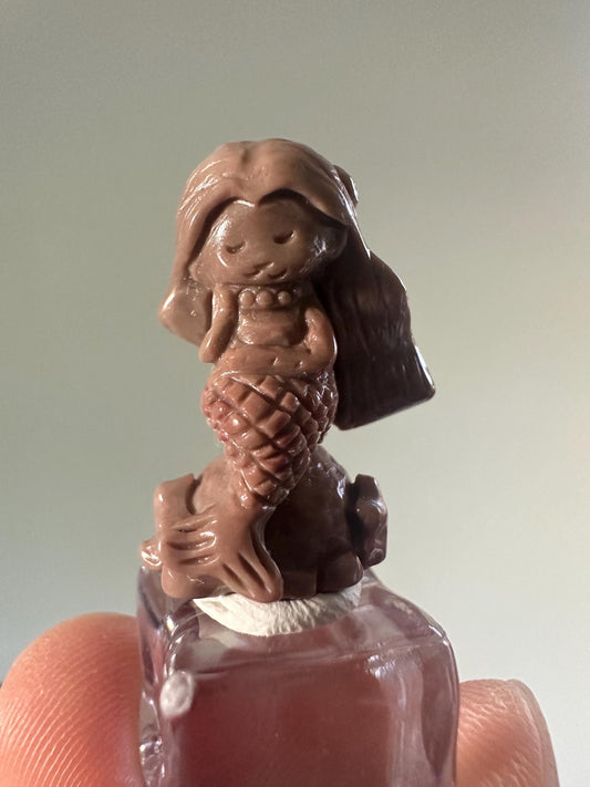 Mini Alashan Agate Sitting Mermaid