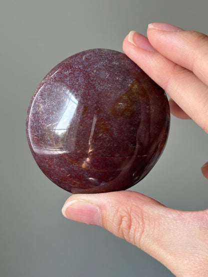 Sea Jasper Palmstone – Natural Crystal Pocket Stone, Polished Gemstone for Calming Energy, Meditation, and Unique Gift Idea
