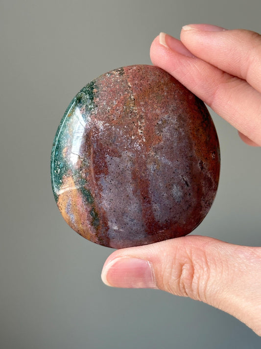 Ocean Jasper Palmstone – Natural Crystal Pocket Stone, Polished Gemstone for Calming Energy, Meditation, and Unique Gift Idea