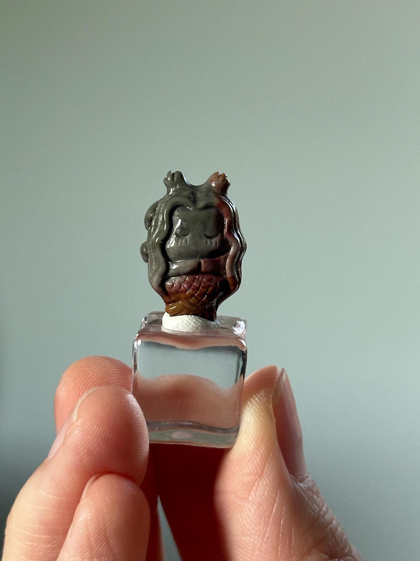 Mini Alashan Agate Mermaid – Carved Crystal Figurine, Gemstone Ocean Decor, Small Crystal Mermaid Sculpture, Unique Fantasy Gift
