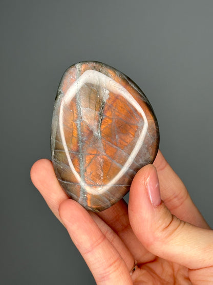 Labradorite Palmstone