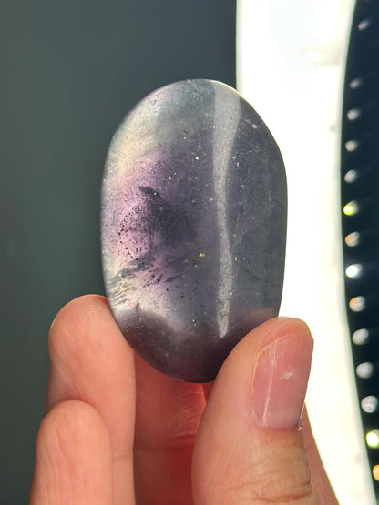 Fluorite with Pyrite Palmstone – Polished Crystal for Focus & Confidence, Natural Gemstone Combo, Energy Tool, Unique Decor Piece