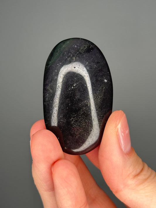 Fluorite with Pyrite Palmstone – Polished Crystal for Focus & Confidence, Natural Gemstone Combo, Energy Tool, Unique Decor Piece