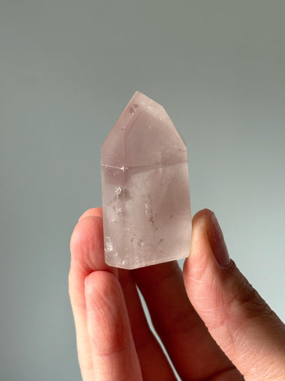 Pink Lithium Quartz Tower – Polished Crystal Point, Natural Soothing Stone for Emotional, Calming Gemstone Decor, Energy Tool