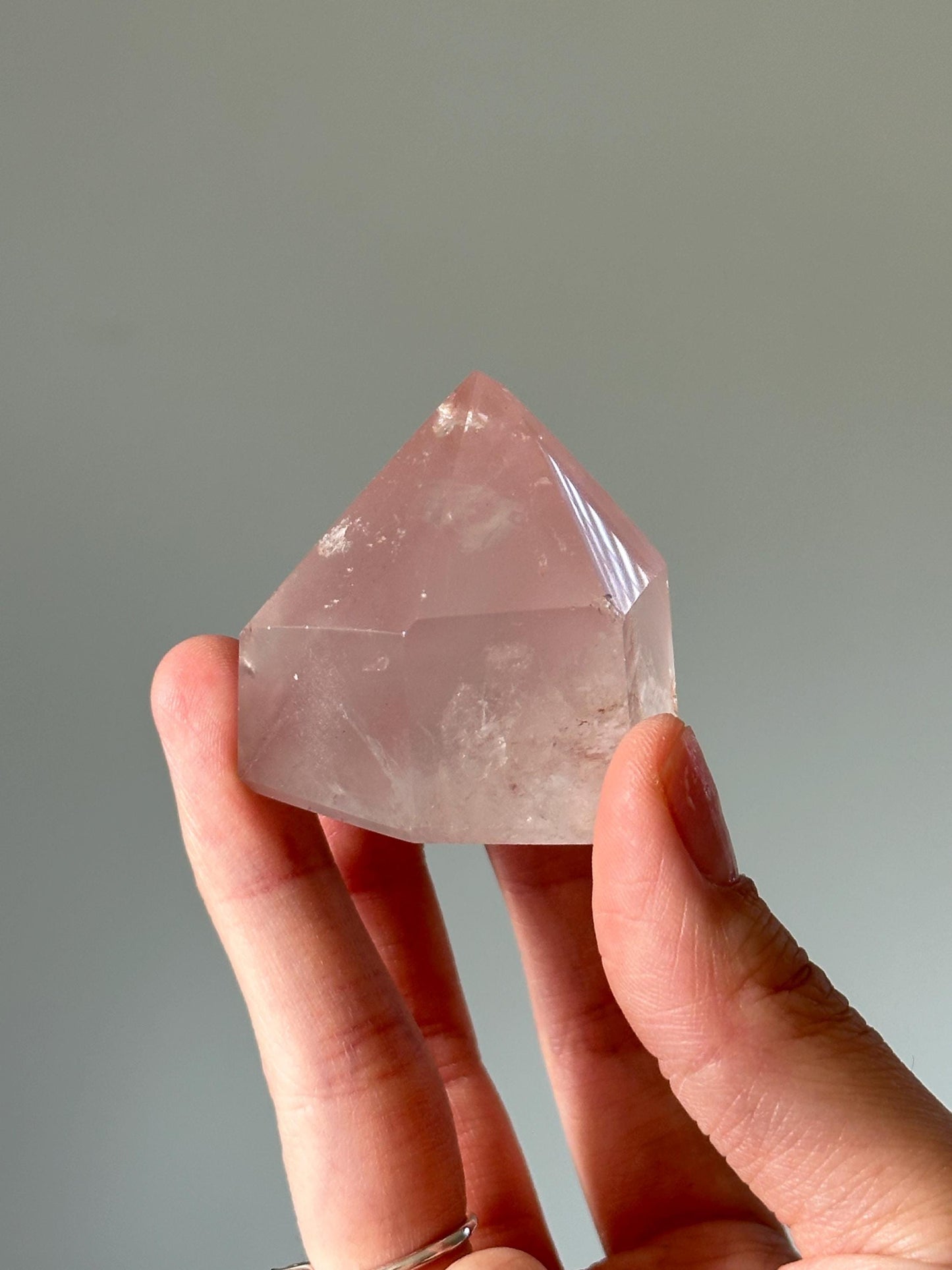 Pink Lithium Quartz Tower – Polished Crystal Point, Natural Soothing Stone, Calming Gemstone Decor, Energy Tool