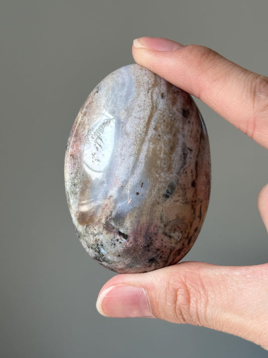 Sea Jasper Palmstone – Natural Crystal Pocket Stone, Polished Gemstone for Calming Energy, Meditation, and Unique Gift Idea