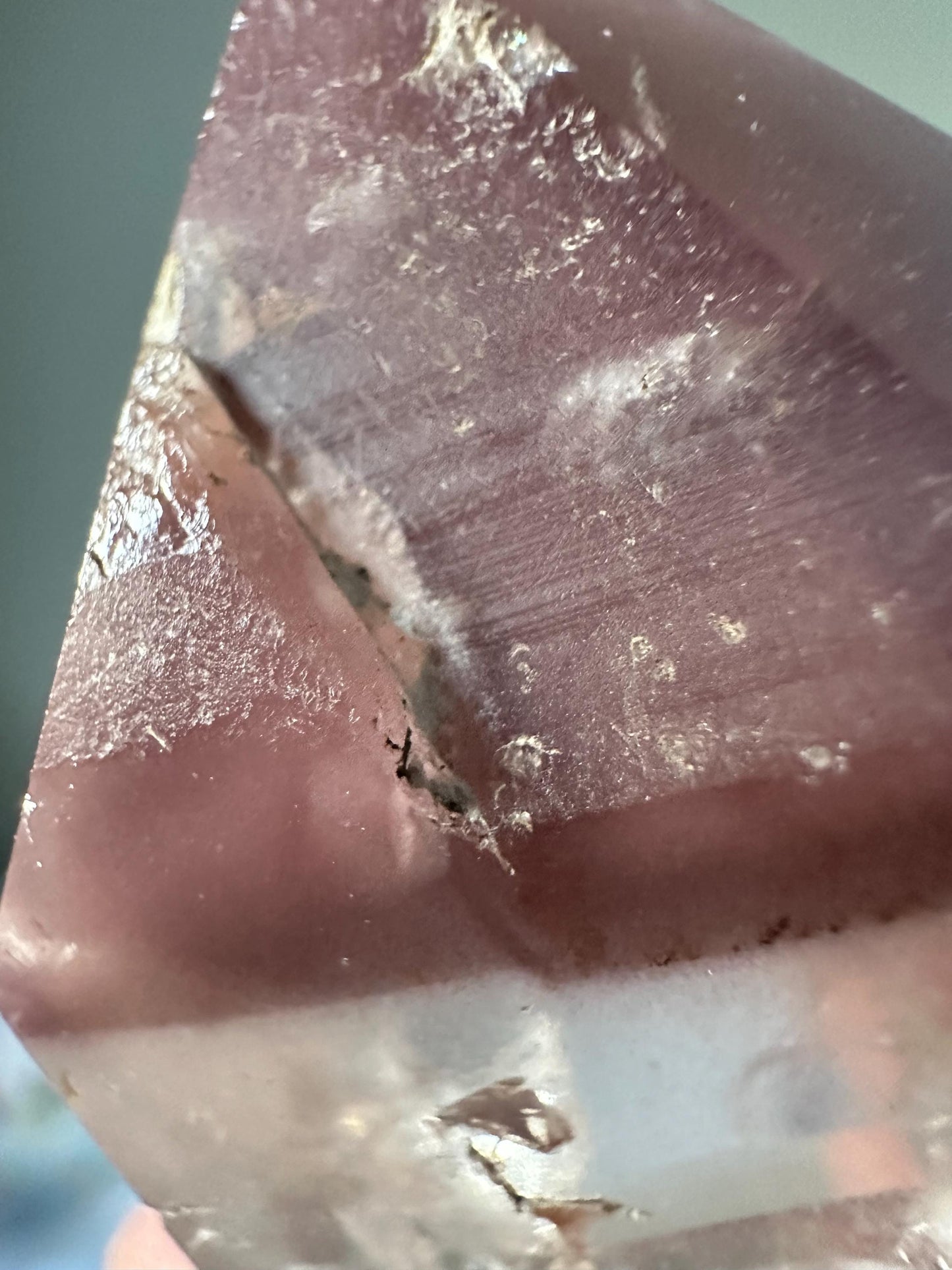 Pink Lithium Quartz Tower – Polished Crystal Point, Natural Soothing Stone for Emotional, Calming Gemstone Decor, Energy Tool