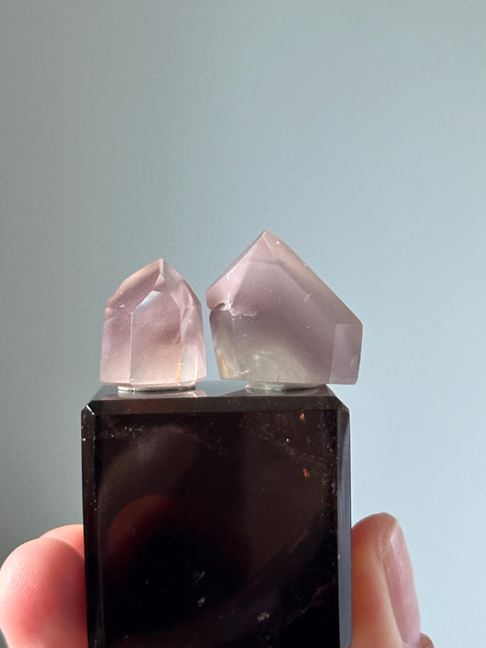 Mini Pink Lithium Set – Natural Calming Crystal Collection, Soothing Gemstones for Emotional, Pocket-Sized Energy Tools or Decor