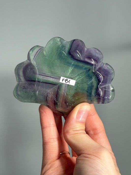 Fluorite Shell Bowl – Carved Natural Crystal Dish in Seashell Shape, Rainbow Fluorite for Display, Jewelry Holder, or Altar Offering Bowl