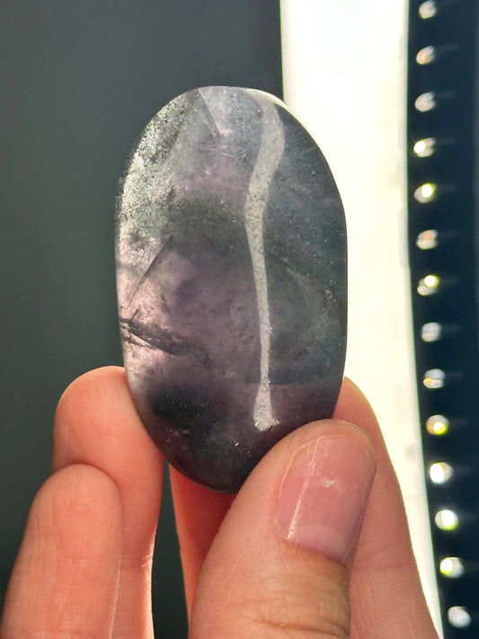 Fluorite with Pyrite Palmstone – Polished Crystal for Focus & Confidence, Natural Gemstone Combo, Energy Tool, Unique Decor Piece