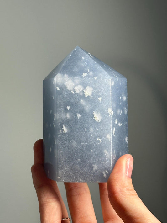 Snowflake Angelite Tower – Polished Blue Crystal Point with White Inclusions, Calming Gemstone for Peace & Clarity, Spiritual Decor Tool