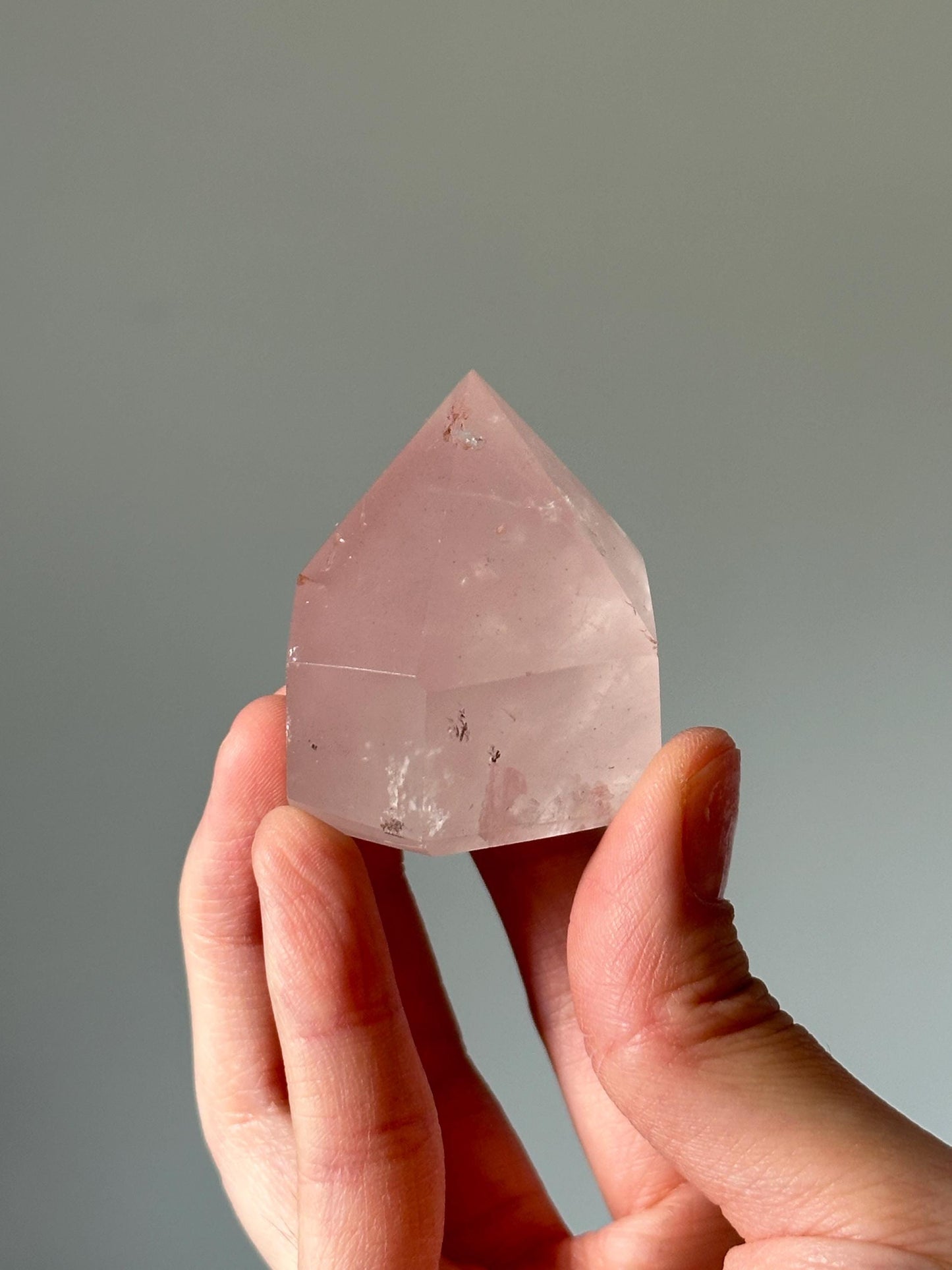 Pink Lithium Quartz Tower – Polished Crystal Point, Natural Soothing Stone, Calming Gemstone Decor, Energy Tool