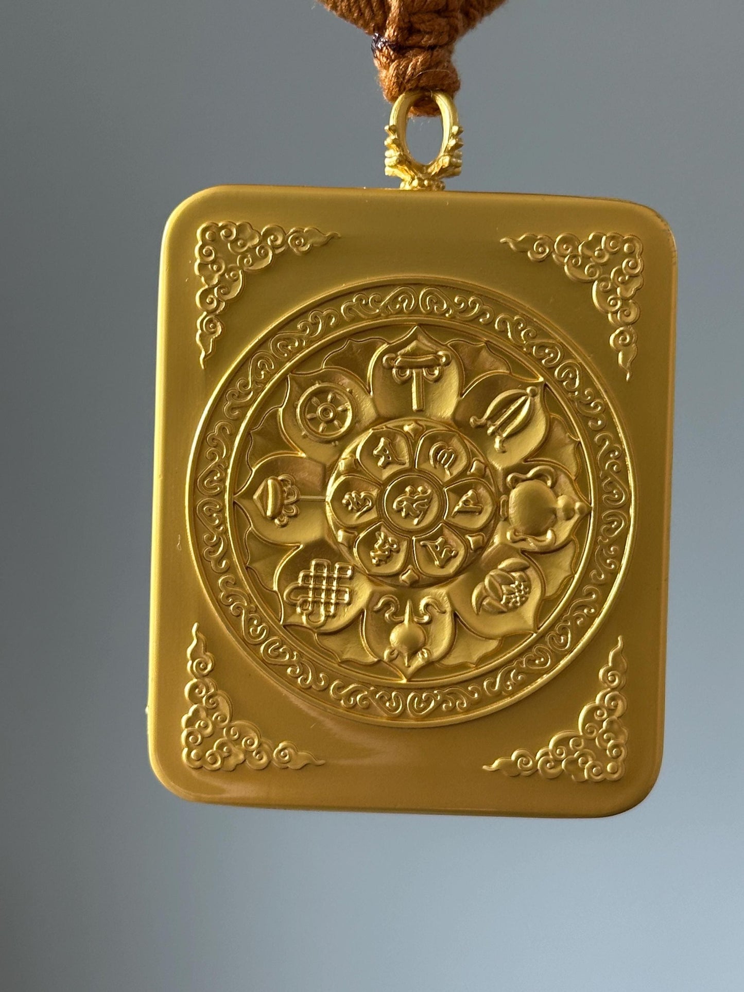 Manjushri Thangka Pendant – Wisdom Deity Necklace for Students, Spiritual Amulet for Clarity, Focus & Learning, Sacred Buddhist Jewelry