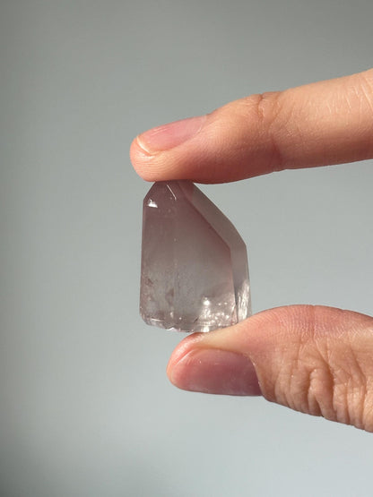 Pink Lithium Quartz Tower – Polished Crystal Point, Natural Soothing Stone for Emotional Calming Gemstone Decor, Energy Tool