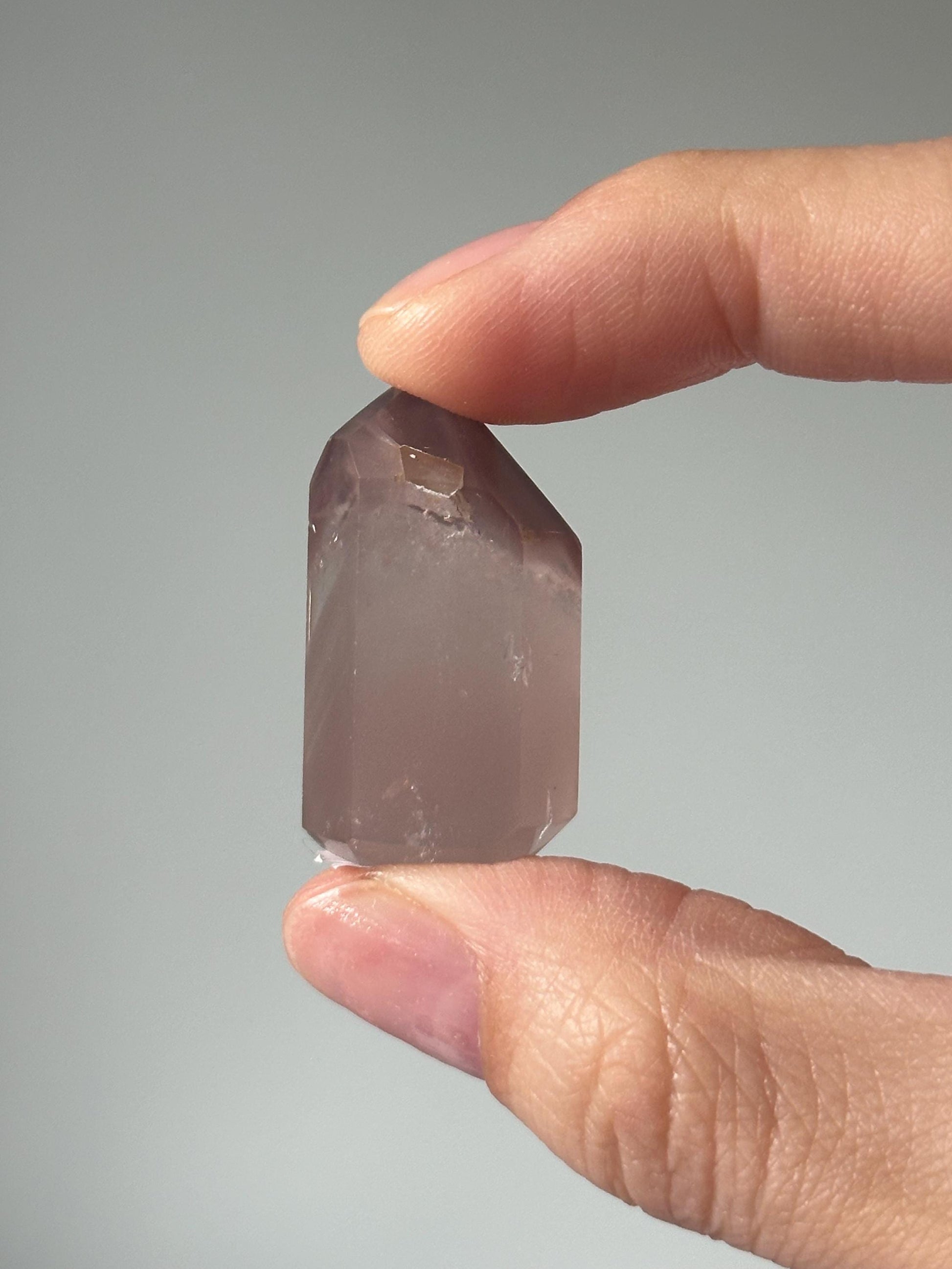 Pink Lithium Quartz Tower – Polished Crystal Point, Natural Soothing Stone for Emotional, Calming Gemstone Decor, Energy Tool