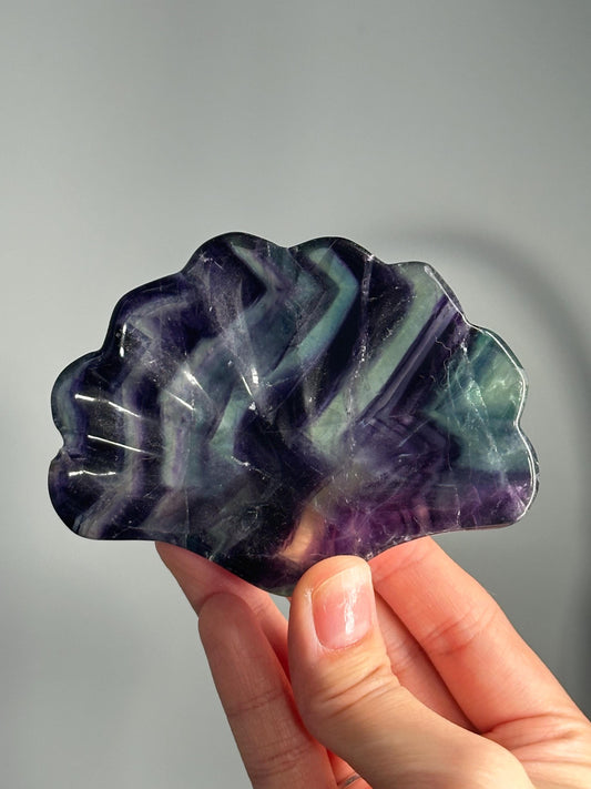 Fluorite Shell Bowl – Carved Natural Crystal Dish in Seashell Shape, Rainbow Fluorite for Display, Jewelry Holder, or Altar Offering Bowl