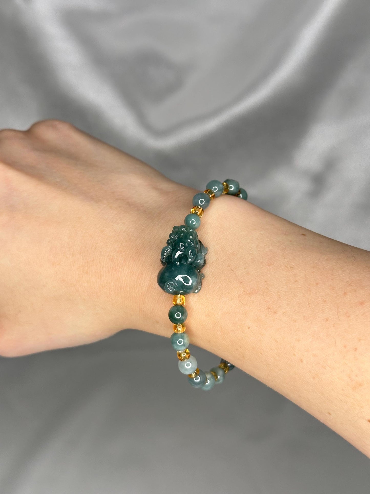 Guardian of Flow – Blue Water Jade Bracelet with Pixiu Charm for Prosperity, Protection & Calm Energy, Feng Shui Wealth Crystal Jewelry