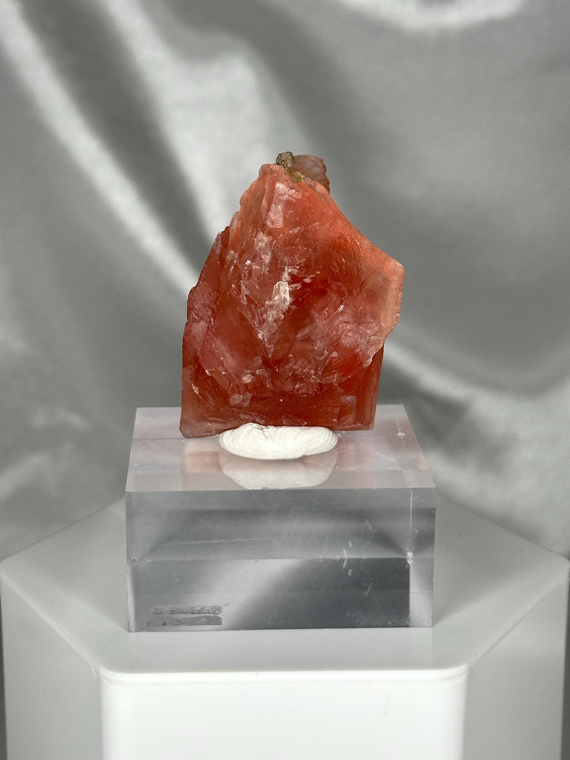 Pink Fluorite – Planggenstock, Göscheneralpe, Uri, Switzerland – Rare Alpine Mineral Specimen, Collector’s Crystal, High-Vibration Energy