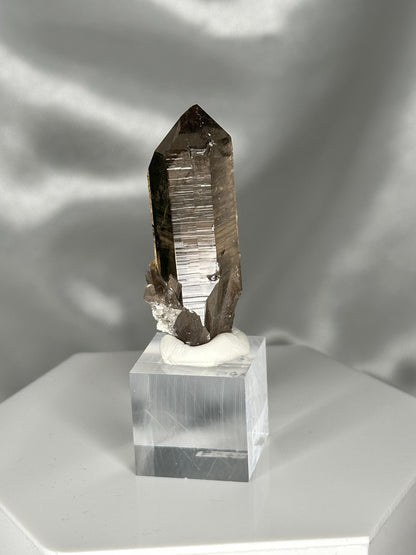 Smoky Quartz Point – Tiefen Glacier, Urseren, Switzerland – Alpine Mineral Specimen, Collector’s Crystal, Grounding & Protective Energy