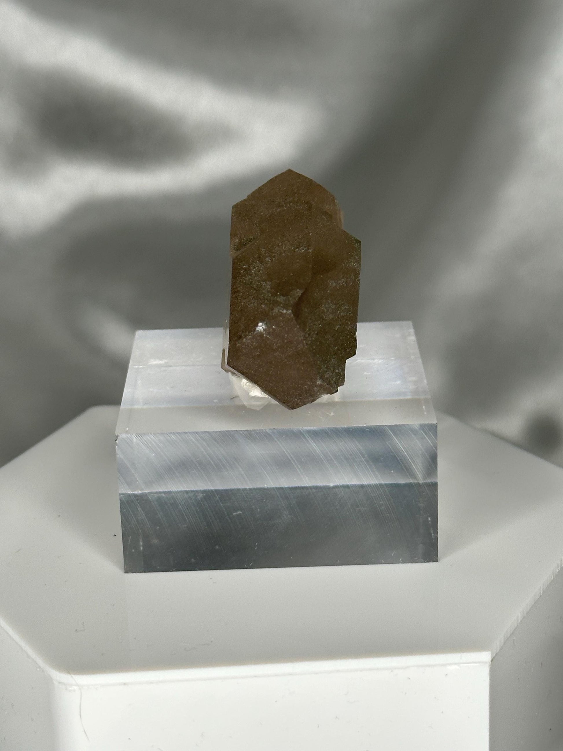 Smoky Quartz Gwindel – Tiefen Glacier, Urseren, Switzerland – Rare Twisted Quartz Crystal, Alpine Mineral Specimen, Collector’s Piece