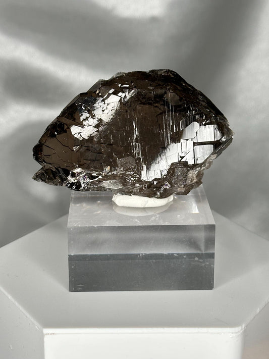 Smoky Quartz Gwindel – Galenstock, Urseren, Switzerland – Rare Twisted Quartz Crystal, Alpine Mineral Specimen, Collector’s Treasure