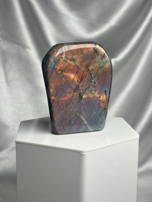 Labradorite Freeform | Natural Flashy Labradorite Carving | Polished Crystal Display Piece for Collectors & Home Decor