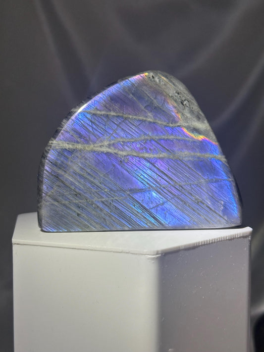 Labradorite Freeform | Natural Flashy Labradorite Carving | Polished Crystal Display Piece for Collectors & Home Decor