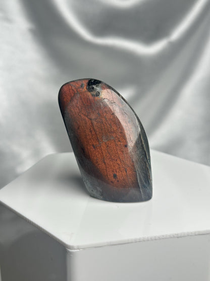 Labradorite Freeform | Natural Flashy Labradorite Carving | Polished Crystal Display Piece for Collectors & Home Decor