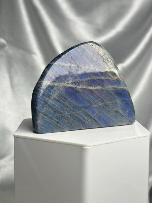 Labradorite Freeform | Natural Flashy Labradorite Carving | Polished Crystal Display Piece for Collectors & Home Decor