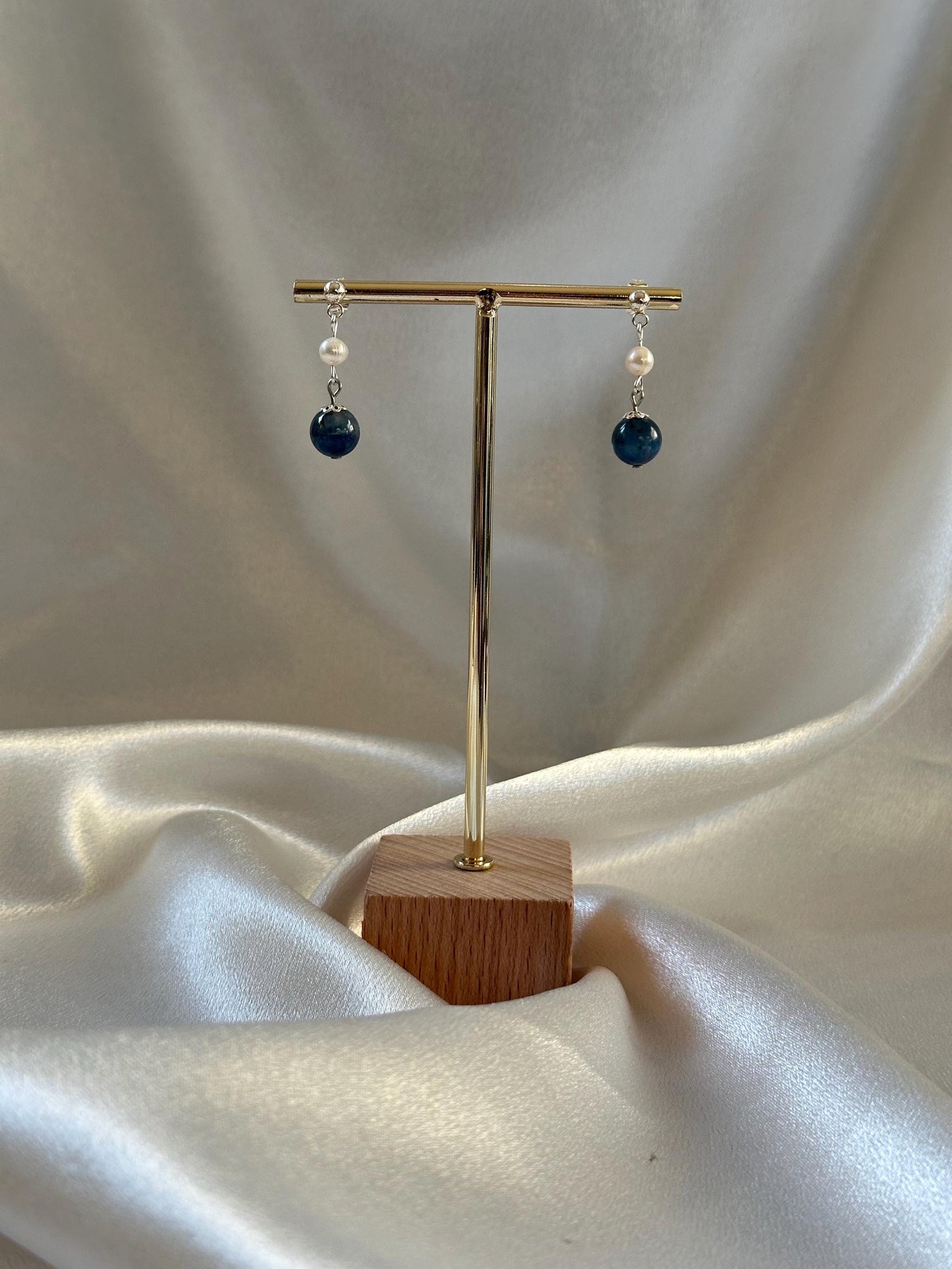 Gem Kyanite & Freshwater Pearl Stud Earrings | Natural Blue Kyanite with White Pearl | Handmade Gemstone Stud Jewelry