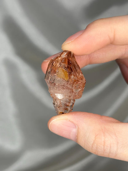 Skeletal Petroleum Quartz Sceptor | UV REACTIVE | Natural Hydrocarbon Inclusion Quartz | Raw Skeletal Quartz Mineral Specimen for Collectors