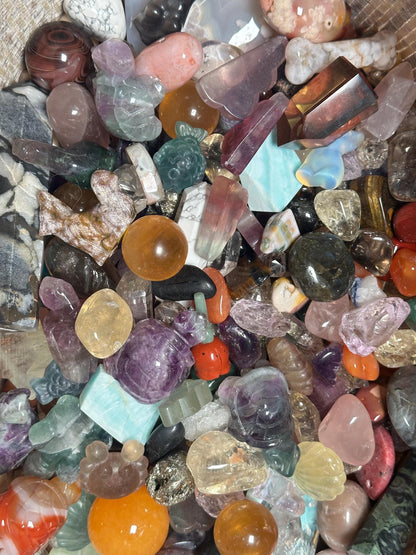 Assorted Crystal Confetti Mix | Tumbles, Palmstones, Minis & Mineral Specimens | No Duplicates | Blind Scoop Crystal Assortment