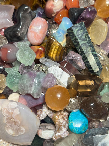 Assorted Crystal Confetti Mix | Tumbles, Palmstones, Minis & Mineral Specimens | No Duplicates | Blind Scoop Crystal Assortment