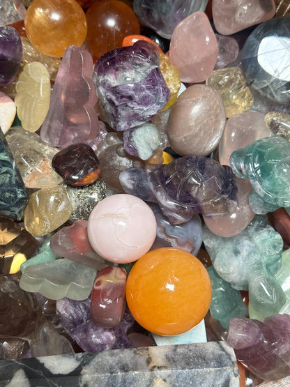 Assorted Crystal Confetti Mix | Tumbles, Palmstones, Minis & Mineral Specimens | No Duplicates | Blind Scoop Crystal Assortment